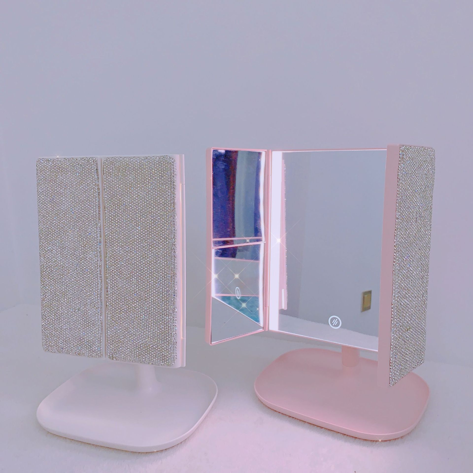 Trifold LED Makeup Mirror Beau - Beauty Forever Makeup review and price